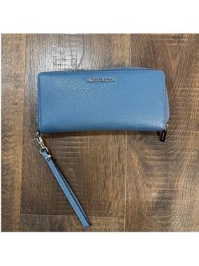 Michael Kors Blue Pebbled Leather Zip Wristlet